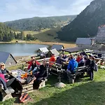 Prokosko Jezero Zlatna Koliba *