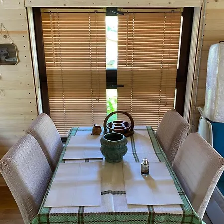 Prokosko Jezero Zlatna Koliba