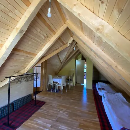 Prokosko Jezero Zlatna Koliba Fojnica