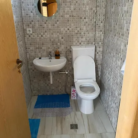 Prokosko Jezero Zlatna Koliba Fojnica