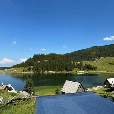 Prokosko Jezero Zlatna Koliba * Fojnica