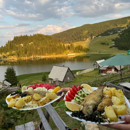 Prokosko Jezero Zlatna Koliba Fojnica